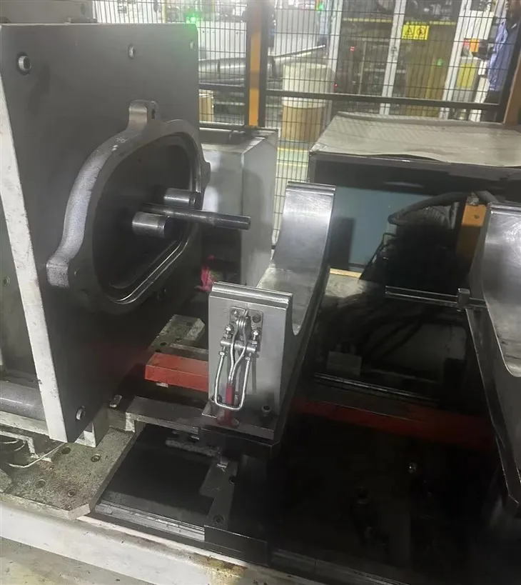 Special Shaped Edge Spinning Machine